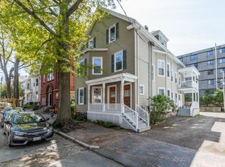 18 Sherman St #4, Portland, ME 04101