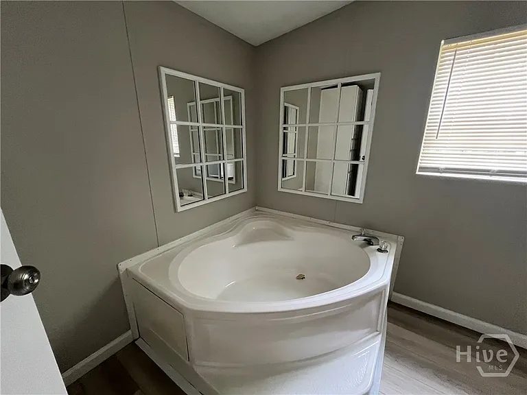 2518 Courthouse Rd — Photo 13