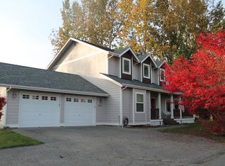 6575 White Peaks Ln NW, Bremerton, WA 98311