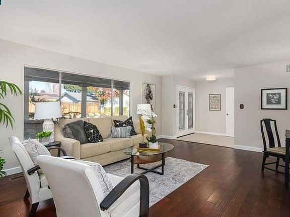 4th image of 2622 Willowren Way
