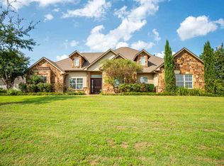 775 Dennard St, Longview, TX 75605
