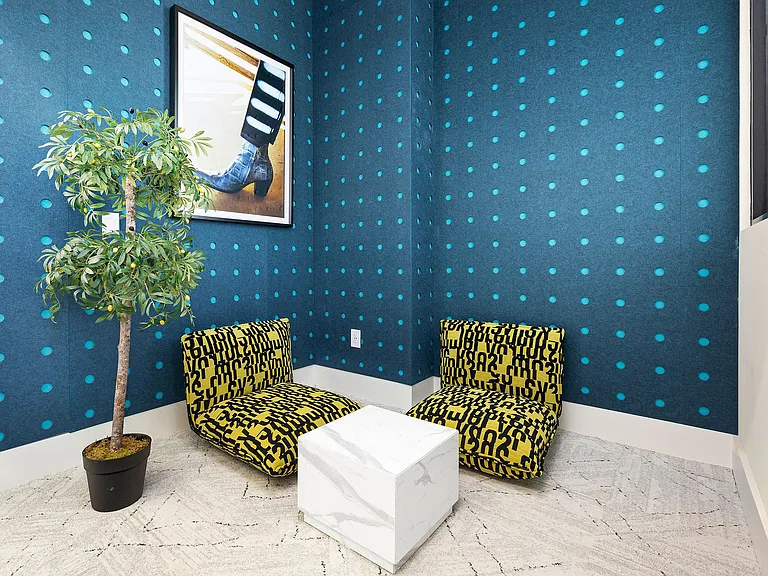 24-Hour Private Work Pods