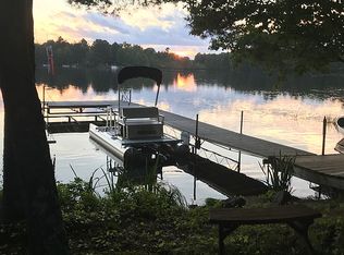 12282 Grindleview Dr, Crivitz, WI 54114