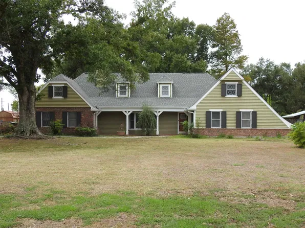 108 Fence Row St, Schriever, LA 70395