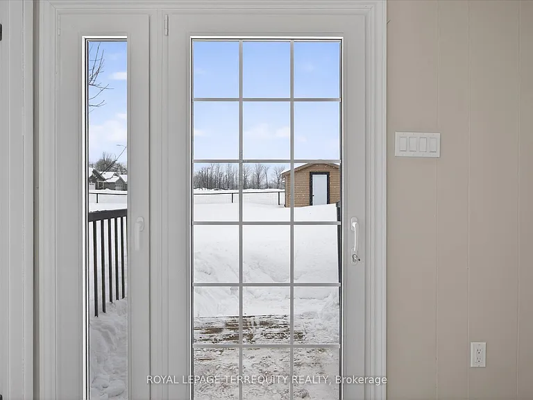 12 Concession St #A — Photo 2