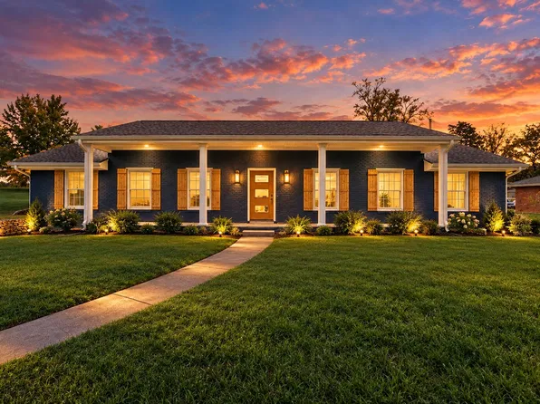 2231 Hardy Rd, Vinton, VA 24179