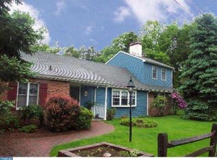 16 Cedar Ln, Titusville, NJ 08560