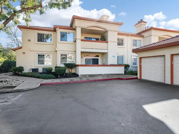 7063 Dublin Meadows St APT E, Dublin, CA 94568