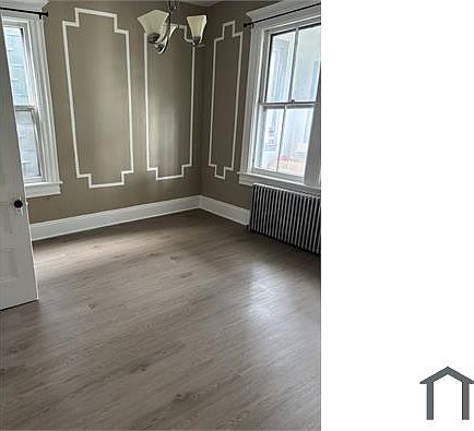 3rd image of 43 Oak St Floor 3