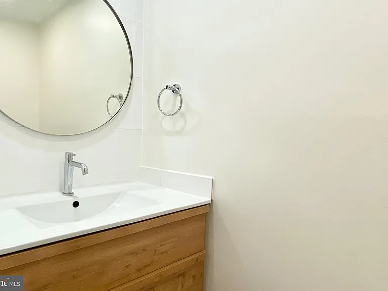 1225 O St NW — Photo 5