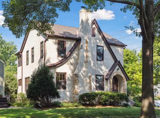 1499 Sheldon St, Saint Paul, MN 55108