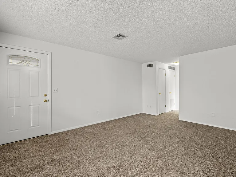 2056 S Division Ave — Photo 9