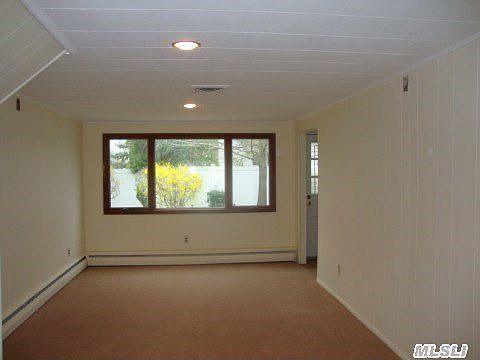 4th image of 2530 Marine Pl