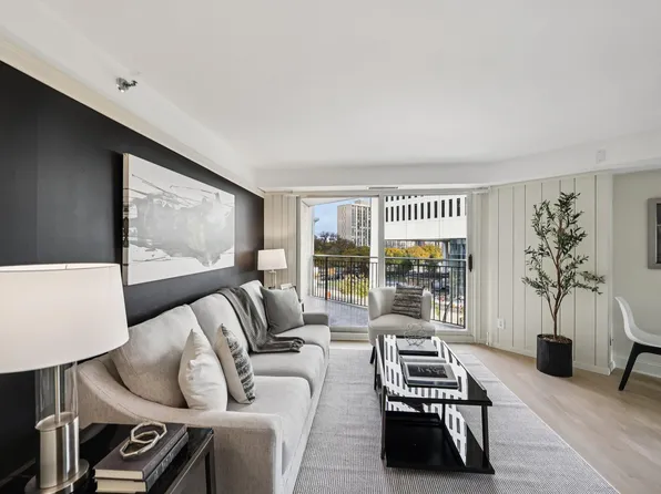 121 Washington Ave S APT 318, Minneapolis, MN 55401