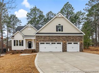 60 Nassau Ln, Sanford, NC 27332