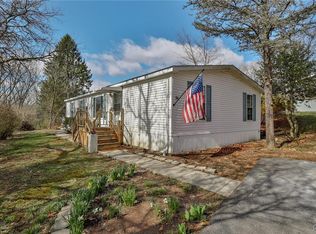 36 Hickory Hills Dr, Bath, PA 18014
