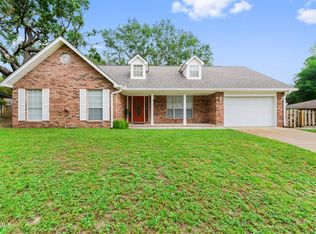 120 Wen Mar Ave, Pass Christian, MS 39571