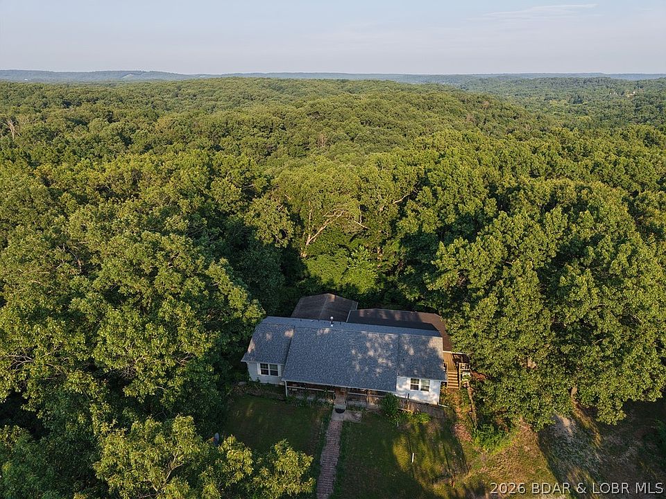 1st image of 29685 Ivy Bend Rd