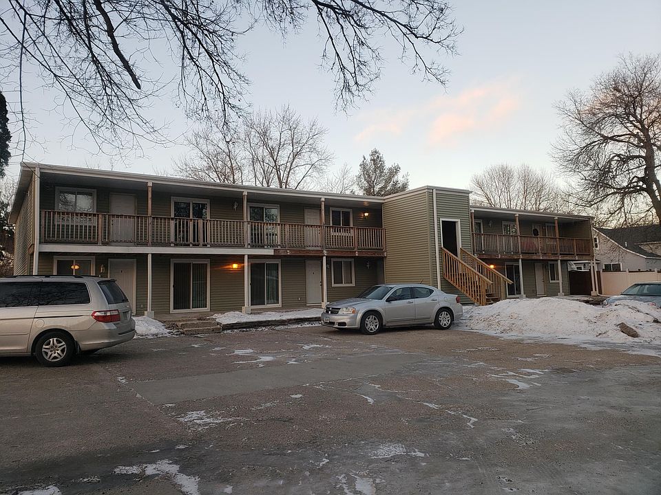 1st image of 603 9th Ave N
