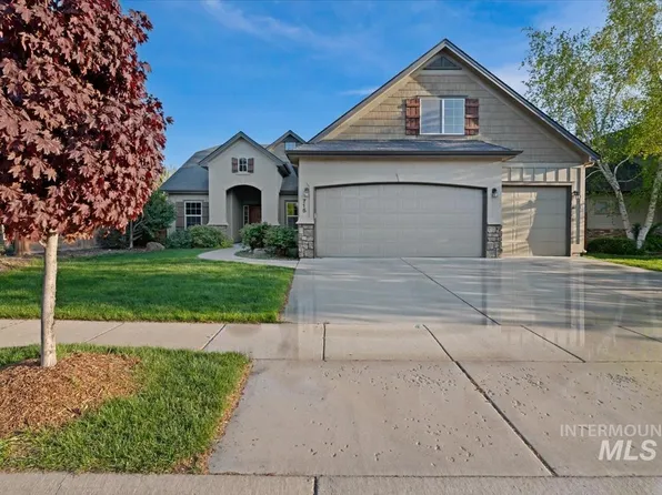715 E Joshua Tree Dr, Meridian, ID 83642