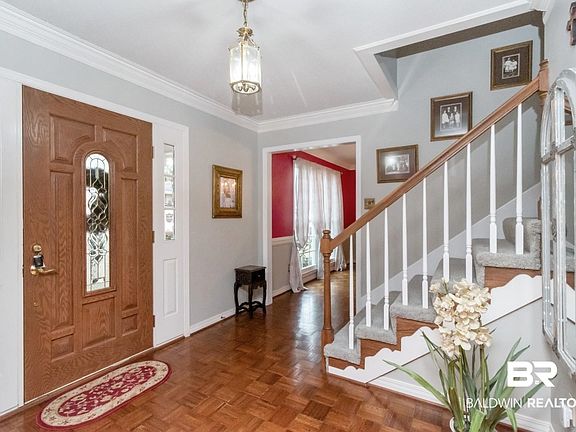 2nd image of 813 Regents Dr E