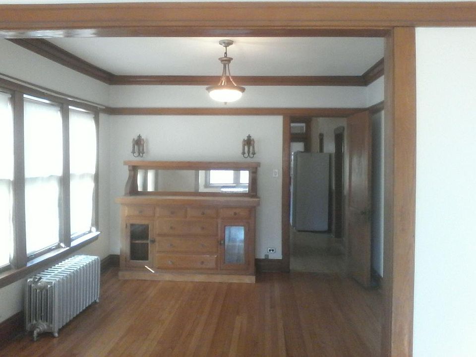 Dining room with door to the kitchen