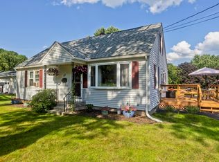 47 Searle Rd, South Hadley, MA 01075