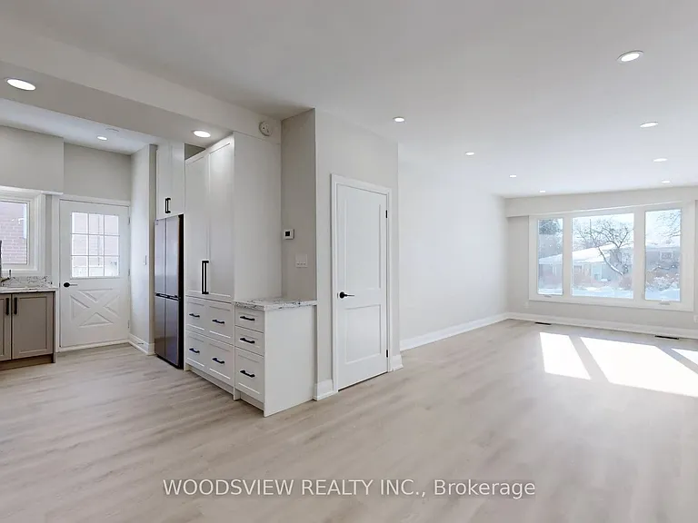 56 Niantic Cres #MAIN — Photo 7