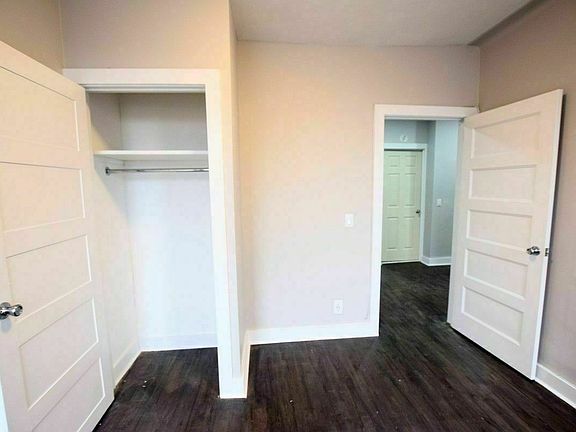 3rd image of 2075 E 16th St APT 1E