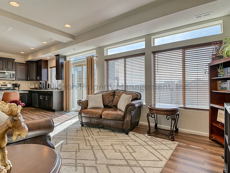 7050 Silvergrass Dr — Photo 2