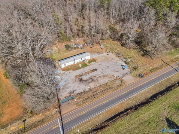 323 Beth Rd, New Market, AL 35761