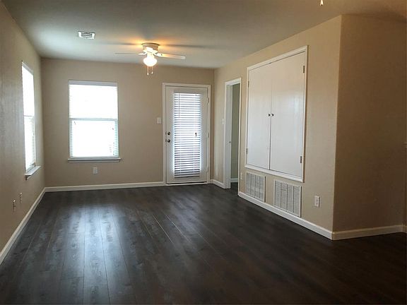 5th image of 9105 Nathaniel Dr #9105