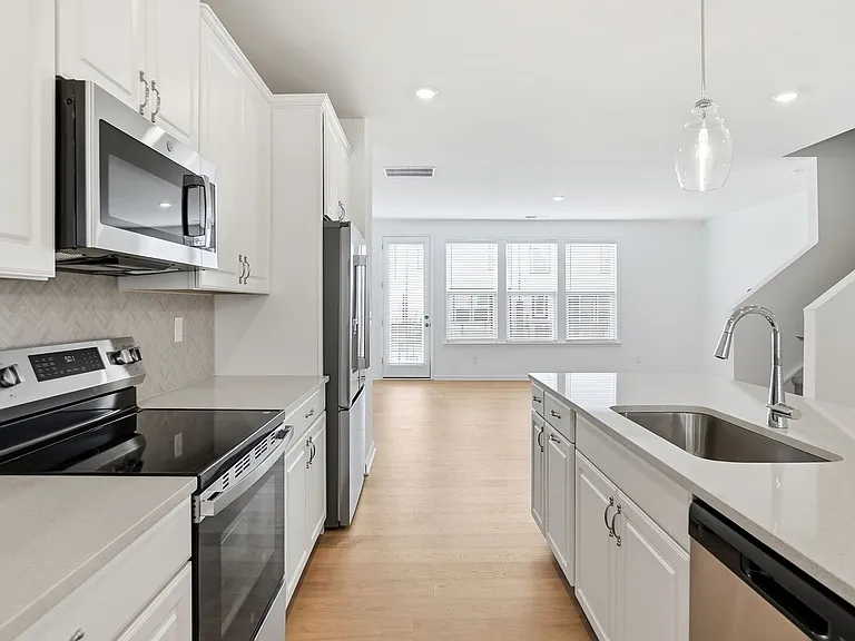 3016 Rexton Ln — Photo 19