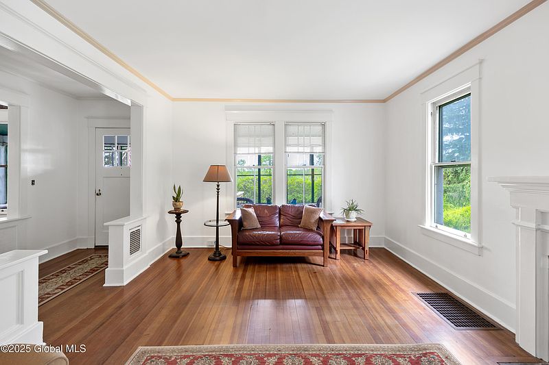 5th image of 2342 Reno Road