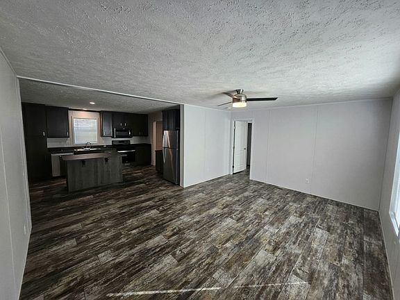 3rd image of 1338 W Ashley Rd #28