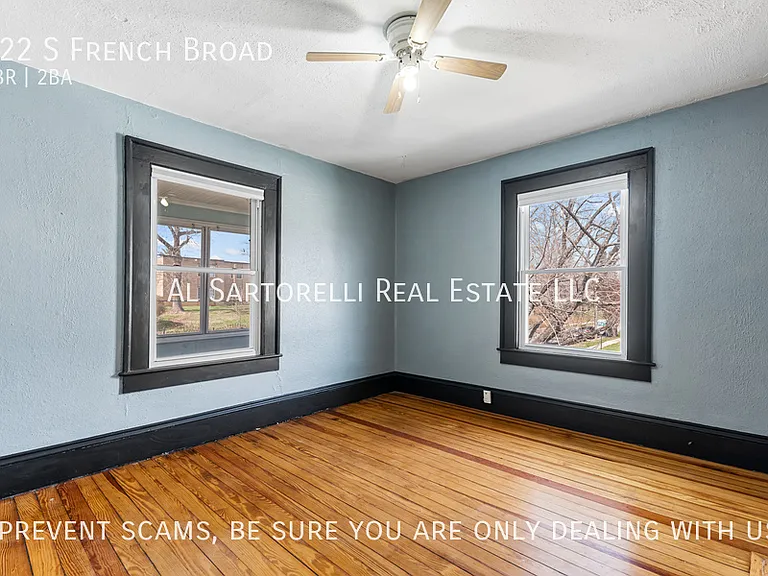 122 S French Broad Ave — Photo 18