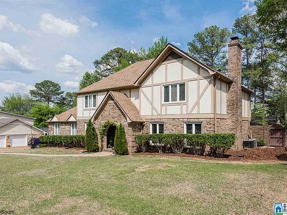 3rd image of 513 Paige Dr