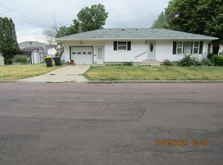 902 S Jefferson St, Redwood Falls, MN 56283