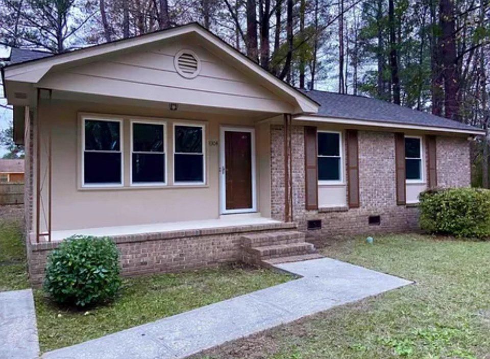 2nd image of 4304 Crestlite Dr