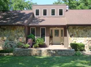 21010 Bittersweet Dr, Lenexa, KS 66220