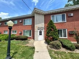 105 Harrington Ave