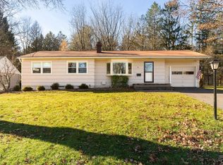 8 S Ten Eyck Ave, Cazenovia, NY 13035