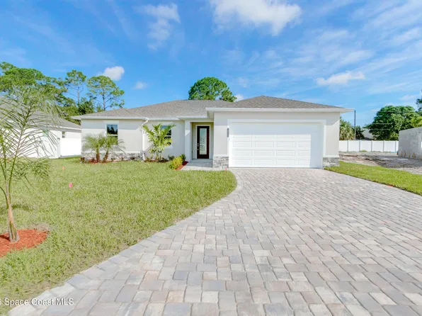751 S Fischer Cir, Sebastian, FL 32958