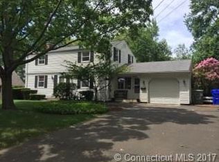32 Standish St, Enfield, CT 06082