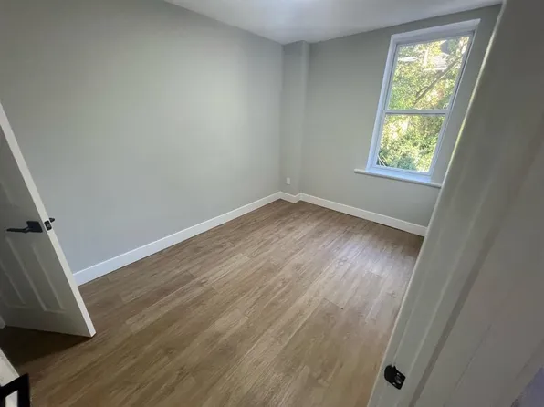 434 West Side Avenue image 8 of 11