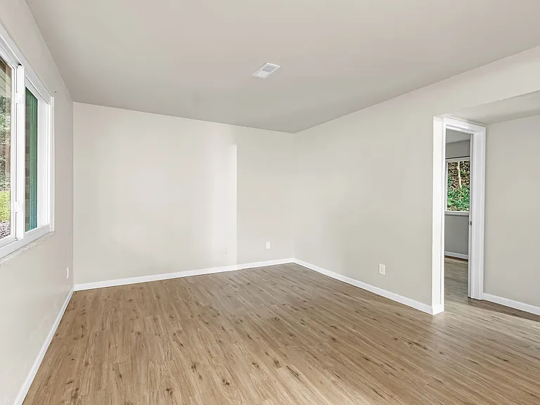 167 Seiberling St #1 — Photo 5