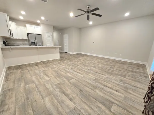 6012 Royal Port Ct, Pensacola, FL 32526