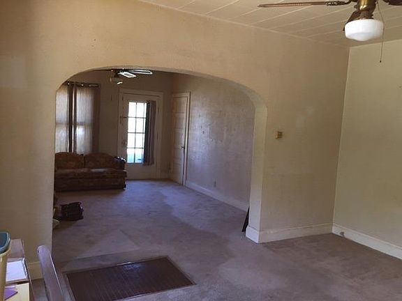 4th image of 918 N Grant Ave