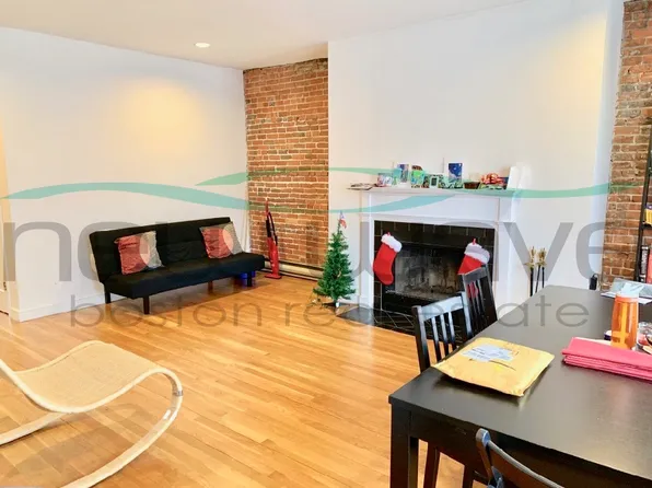 1742 Washington St, Boston, MA