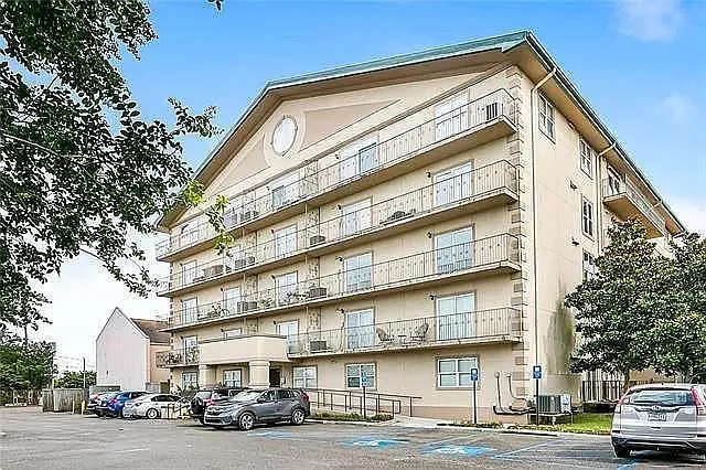 Building Photo - 3456 Cleary Ave #101